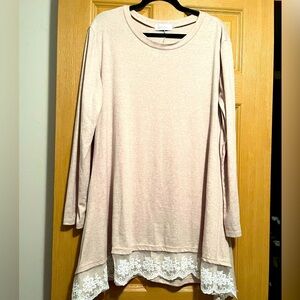 Cream Colored Lace Hem Tunic